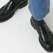 Zonder hakken, maar toch stijlvol: de favoriete platte schoenen van Nederlandse vrouwen