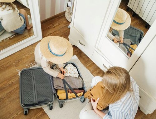 Reiskleding slim inpakken? Zo doe je het licht, kreukvrij én stijlvol – volgens een Nederlandse insider
