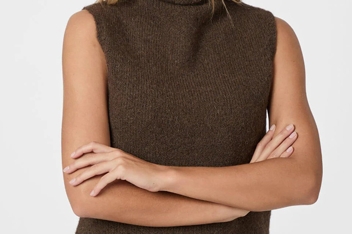 Najaarsklaar met stijl: deze items maken je zomerse garderobe herfstproof