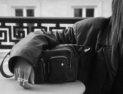 Nederlandse outfits te praktisch? Deze 5 details maken jouw look moeiteloos stijlvol